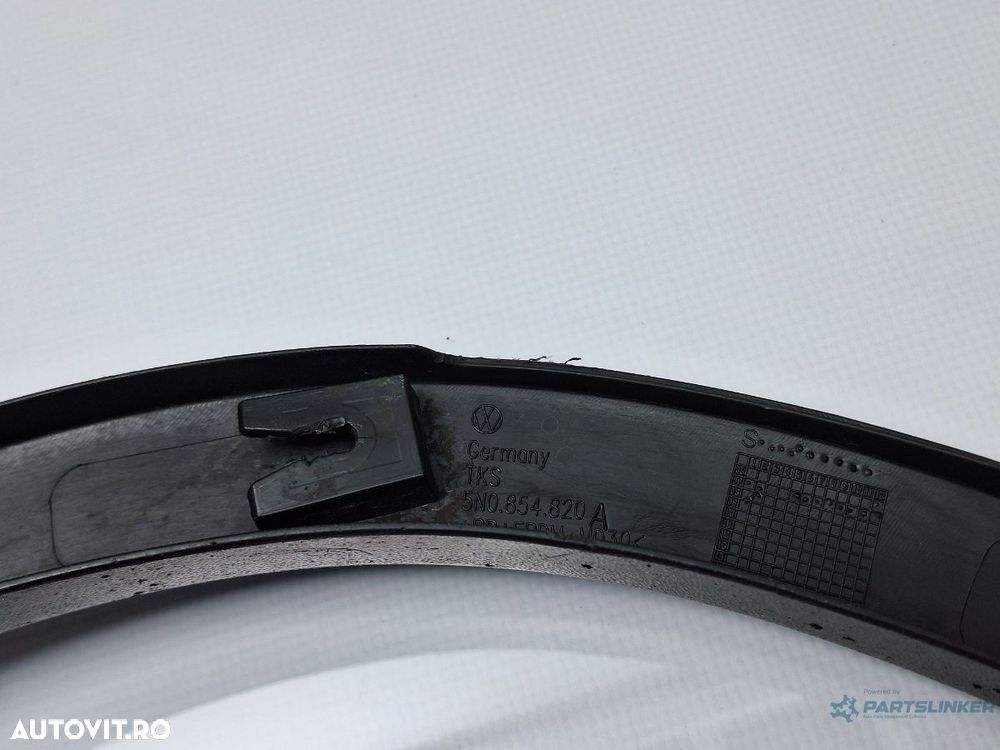 Ornament fender aripa dreapta spate VOLKSWAGEN TIGUAN 5N_ 2007 - > TDI 4motion CBAB, CFFB, CLJA 5N0854820A - 2