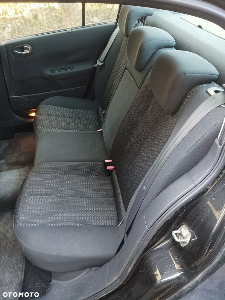 Renault Megane - 9