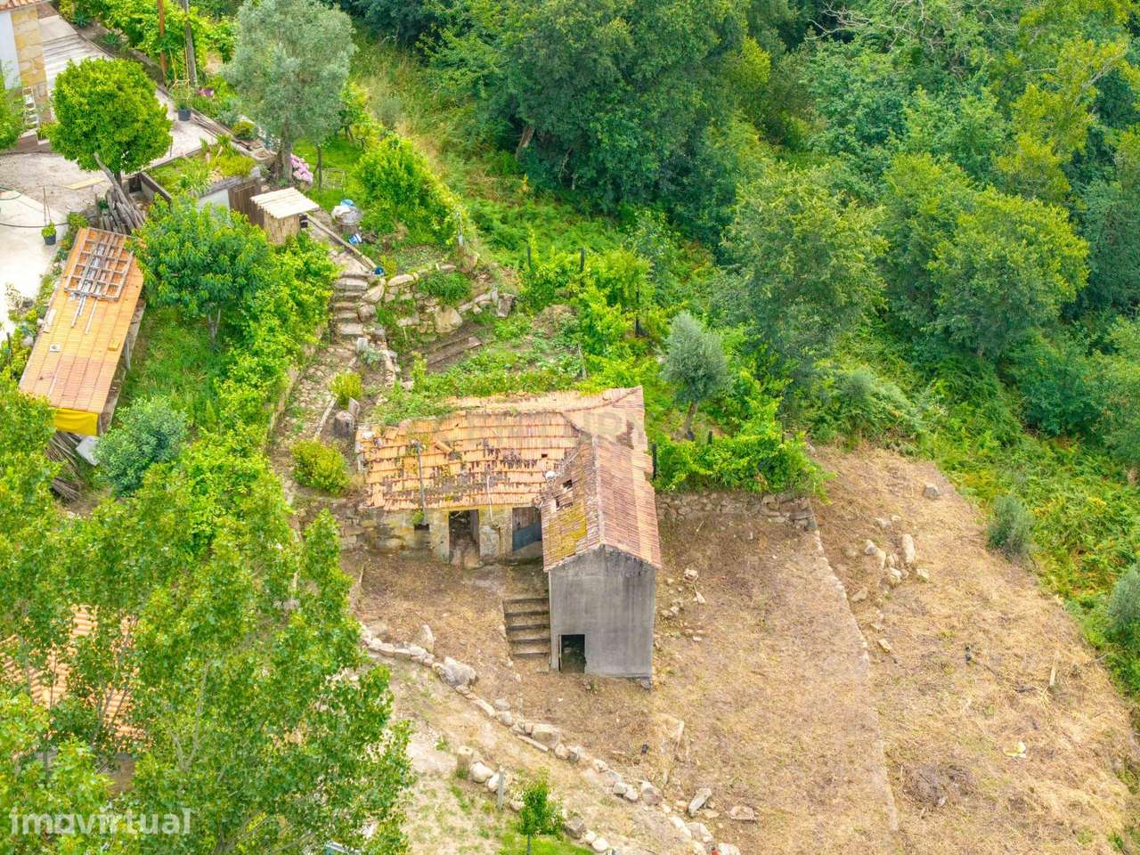 Oportunidade Única: Moradia para reconstrução em Penha Longa, Marco de - Grande imagem: 3/11