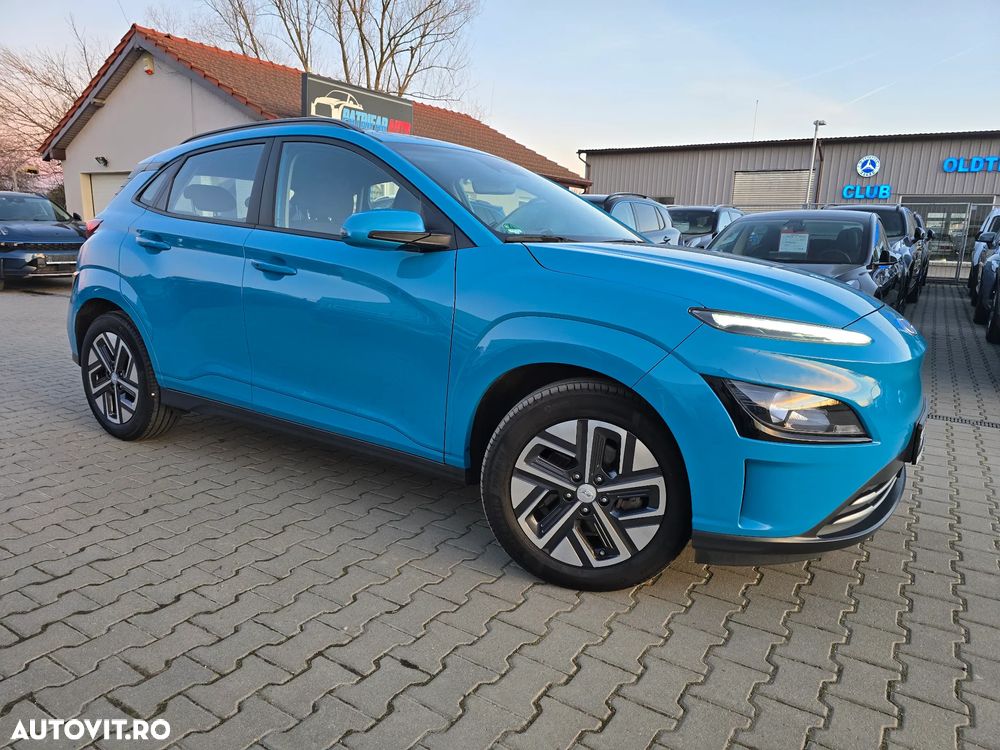 Hyundai KONA - 7