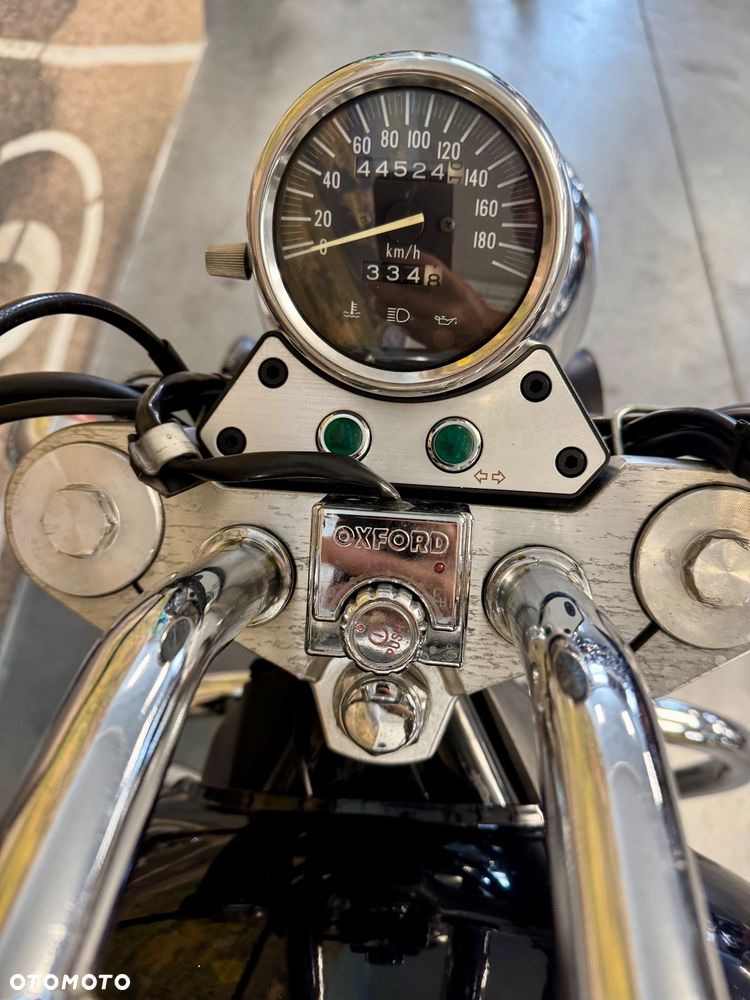 Suzuki Marauder - 11