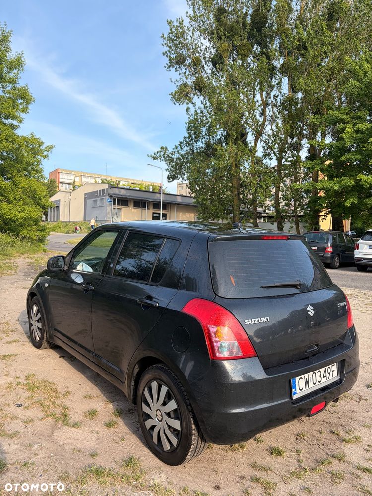 Suzuki Swift 1.3 4x4 Comfort - 4