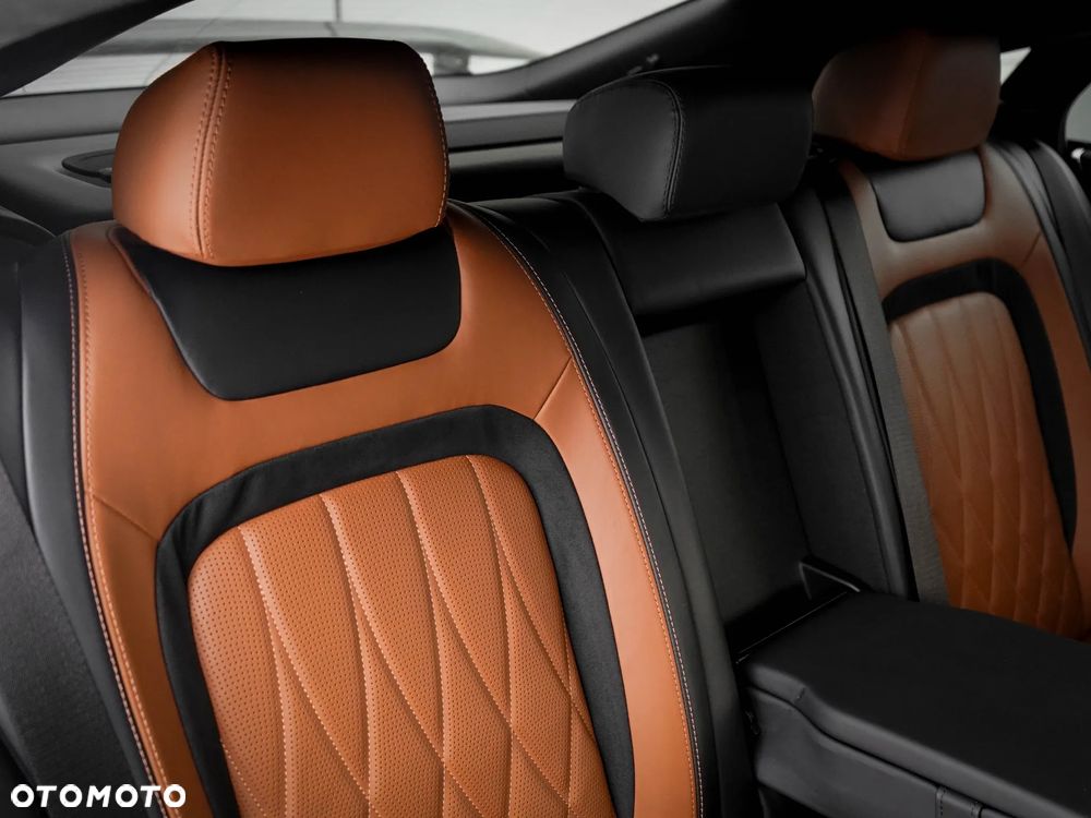 Mercedes-Benz AMG GT - 38