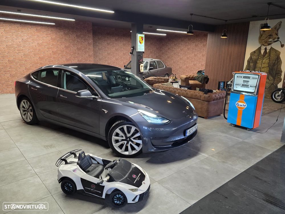 Tesla Model 3 AWD Dual Motor - 1