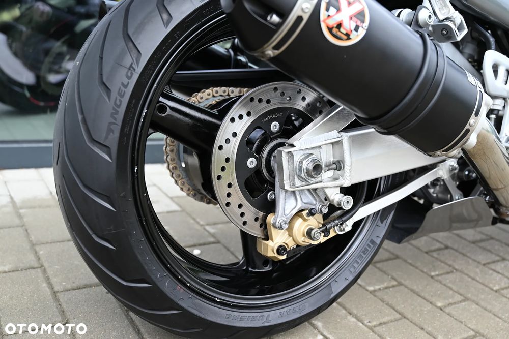 Suzuki GSX-R - 26