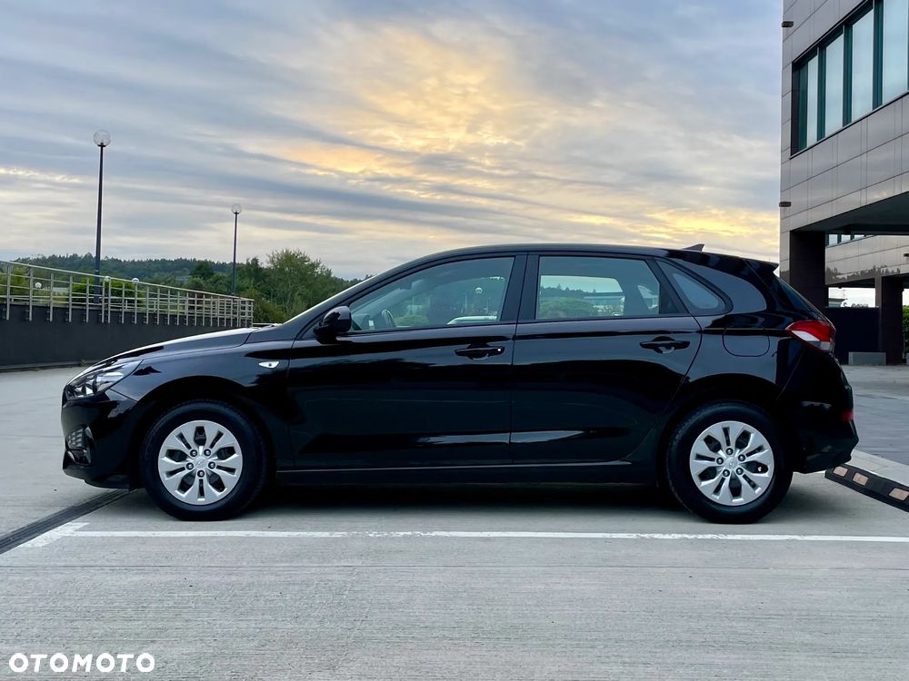 Hyundai i30 1.5 DPI Classic + - 4