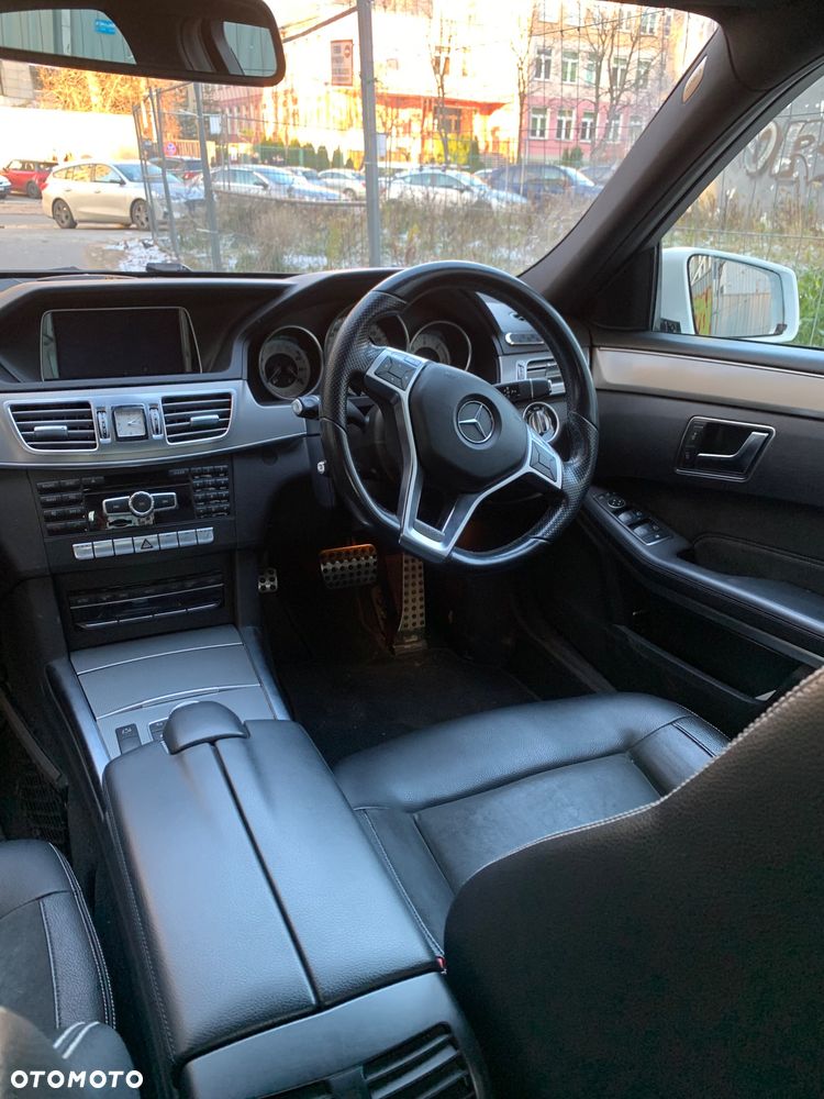 Mercedes-Benz Klasa E 250 CDI DPF BlueEFFICIENCY 7G-TRONIC Avantgarde - 4