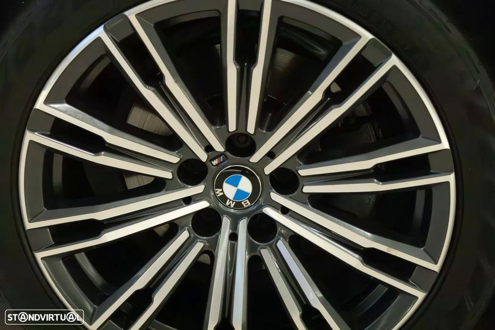 BMW 320 d Pack M Auto - 11