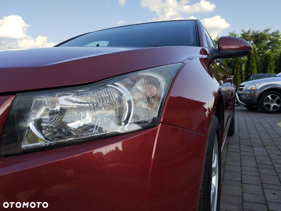 Chevrolet Cruze 1.8 LT - 17