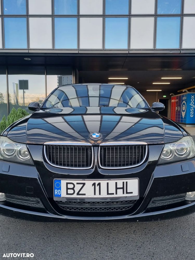 BMW Seria 3 318i - 1