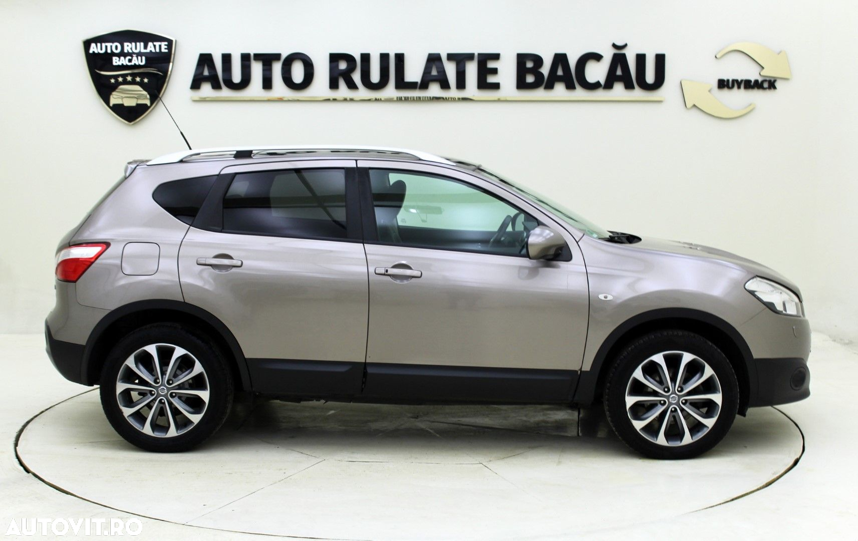 Nissan Qashqai - 4