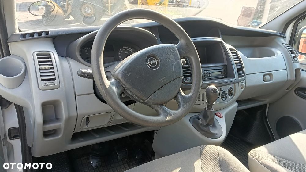 Opel Vivaro - 6
