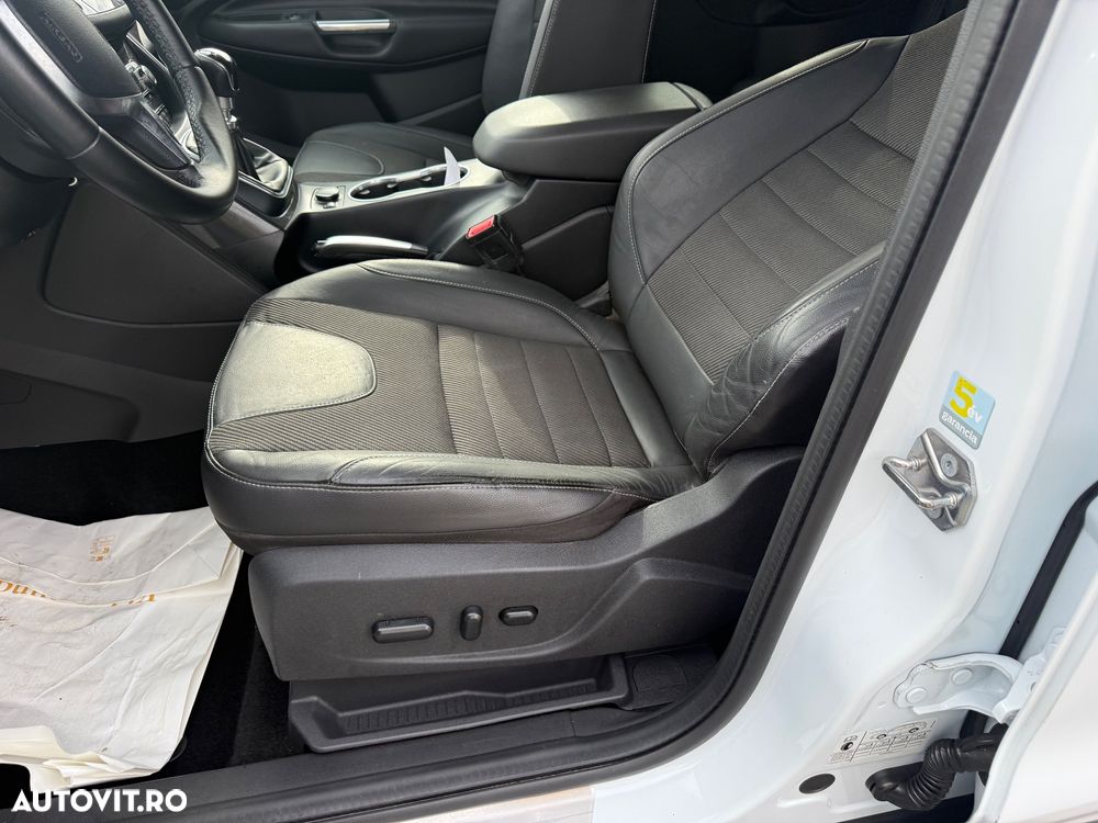 Ford Kuga - 21