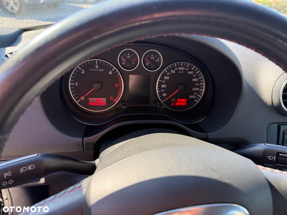 Audi A3 Sportback 2.0 TDI DPF S line Sportpaket - 10
