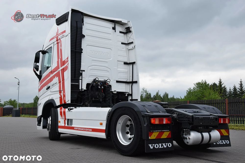 Volvo FH500 || GLOB XXL ||  I-PARK COOL || VIRTUAL COCPIT ||  LEWAREK PRZY SIEDZENIU   || ZBIORNIKI 1175 L || STAN . BDB || - 28
