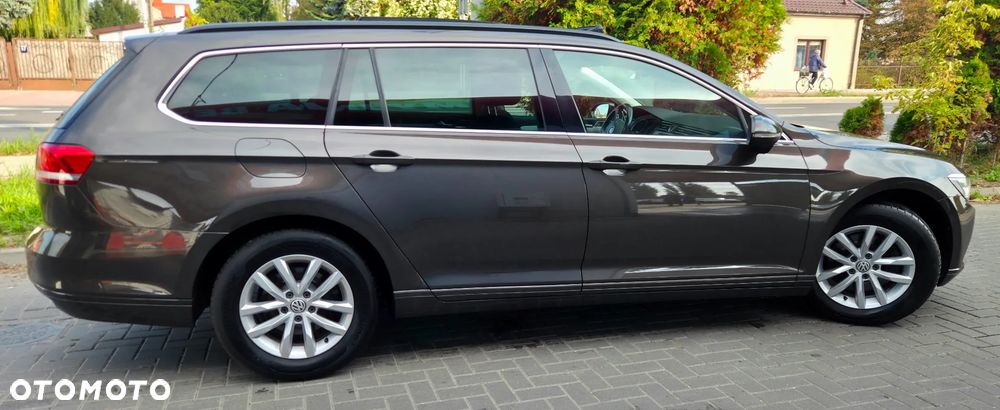 Volkswagen Passat Variant 2.0 TDI BMT Highline - 16