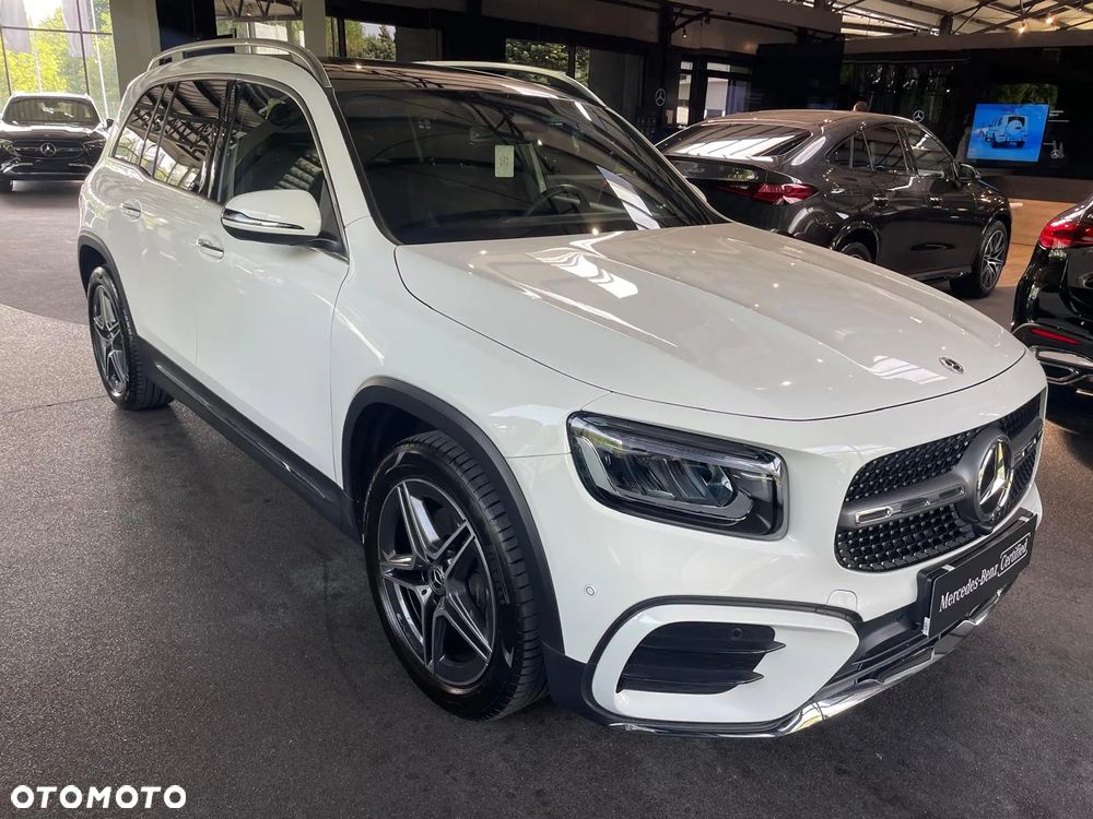 Mercedes-Benz GLB 200 4-Matic AMG Line 8G-DCT - 4