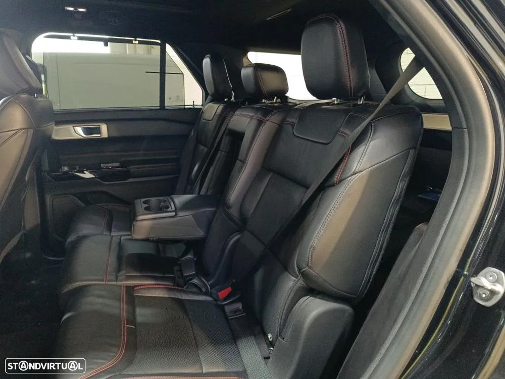 Ford Explorer 3.0 EcoBoost PHEV ST-Line - 10