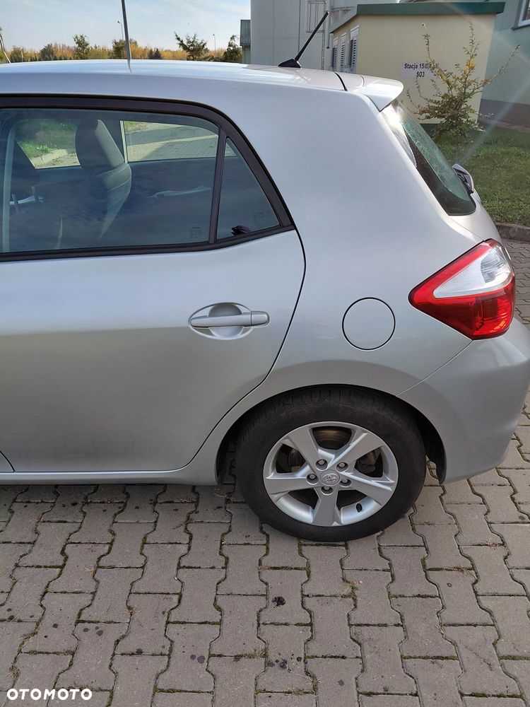 Toyota Auris 1.33 VVT-i Terra - 16