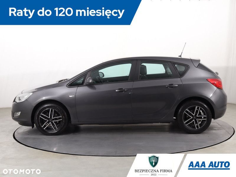 Opel Astra - 4