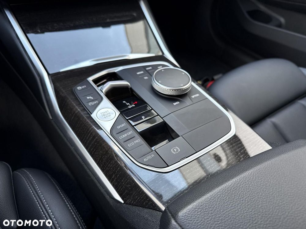 BMW Seria 3 - 13