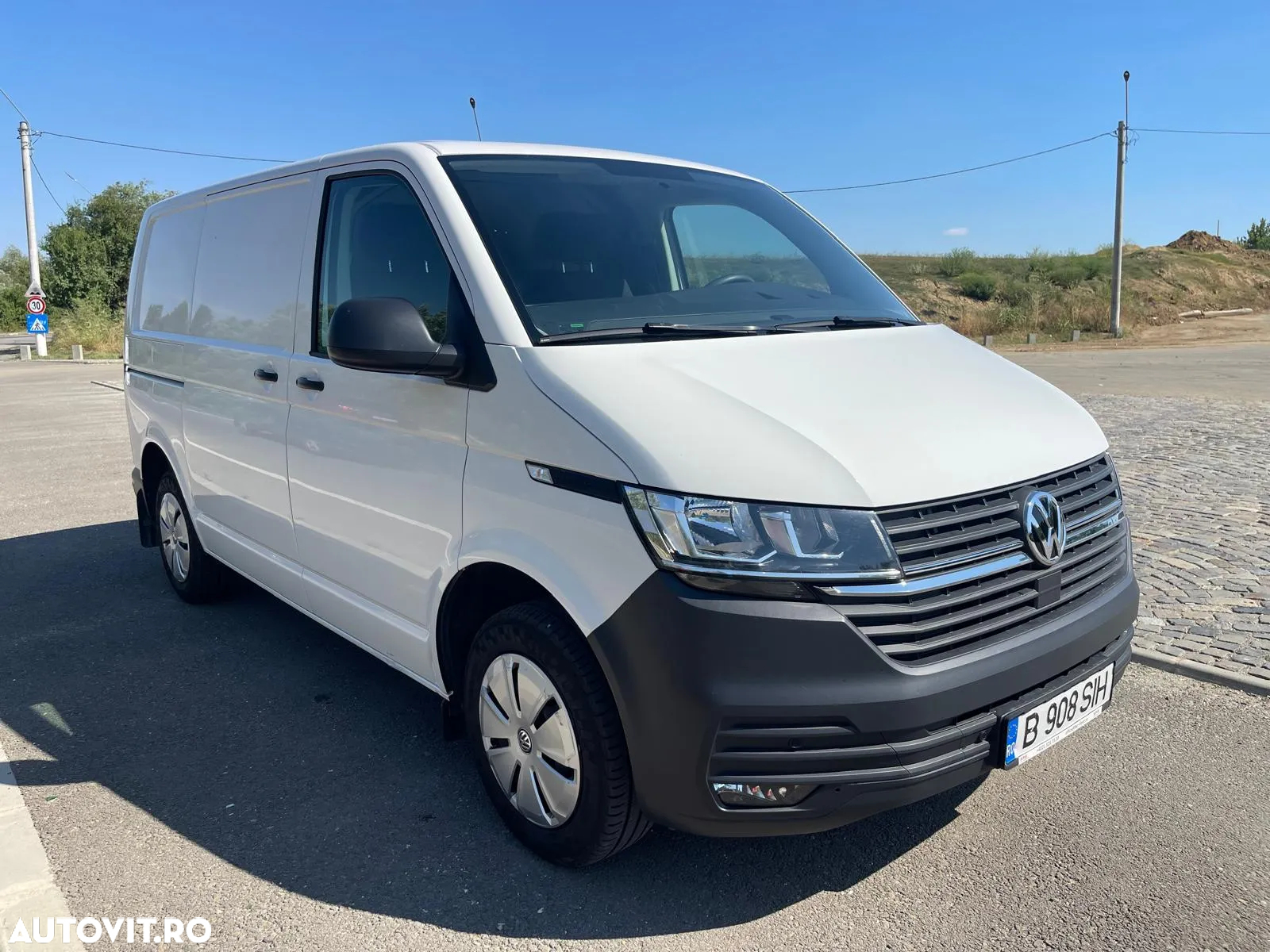 Volkswagen Transporter Kombi T6.1 2.0 TDI 81 kW KR - 11