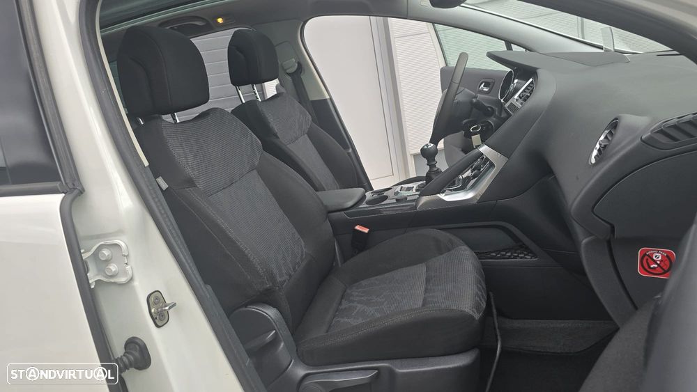 Peugeot 3008 1.6 HDi Sport - 16