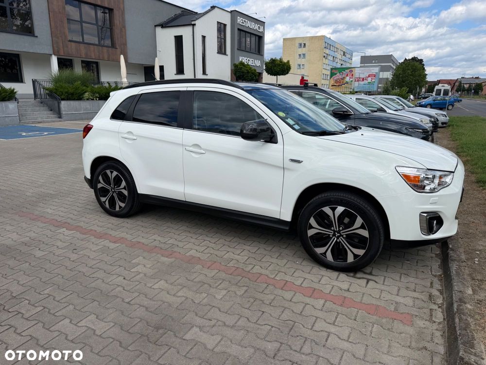Mitsubishi ASX - 4