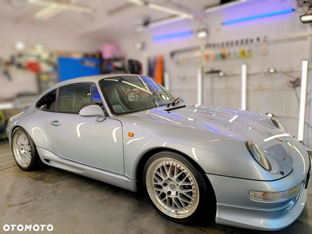 Porsche 911 - 4
