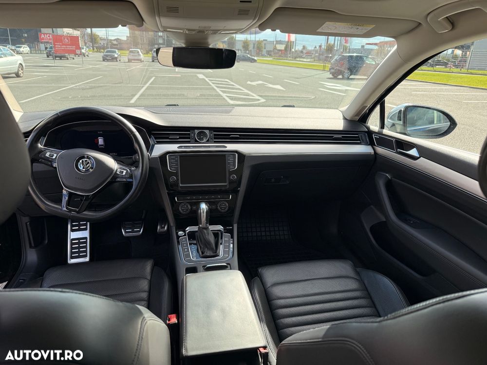 Volkswagen Passat - 19