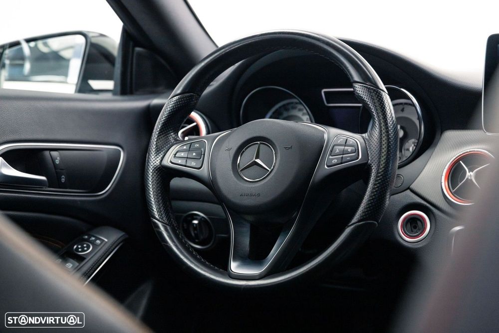 Mercedes-Benz CLA 200 (CDI) d Orange Art Edition - 25