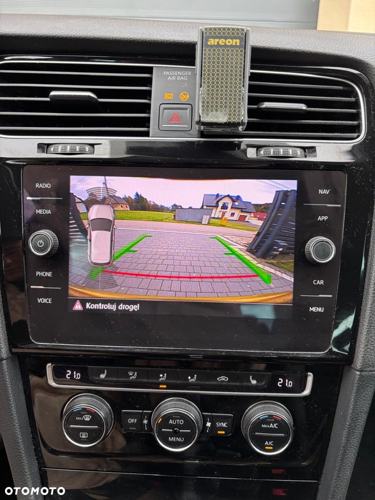 Volkswagen Golf VII 1.4 TSI BMT Highline DSG - 9