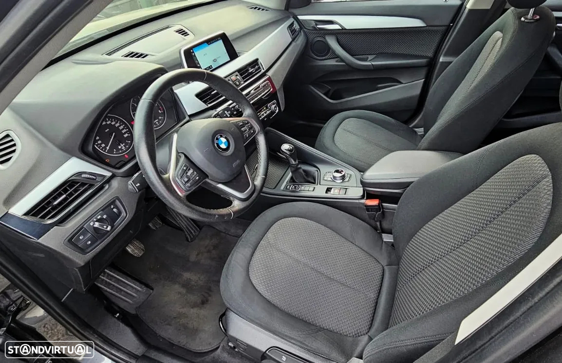 BMW X1 18 d sDrive xLine - 6