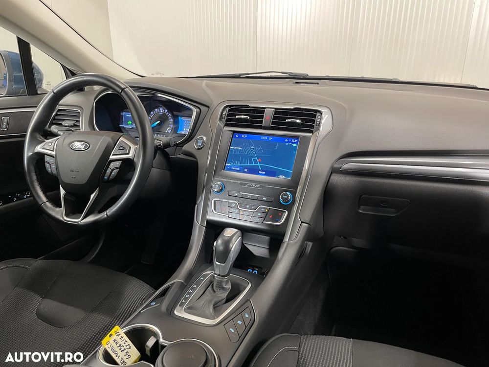 Ford Mondeo 2.0 HEV Titanium - 8