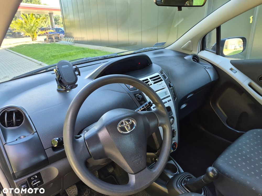 Toyota Yaris 1.0 Luna A/C - 7