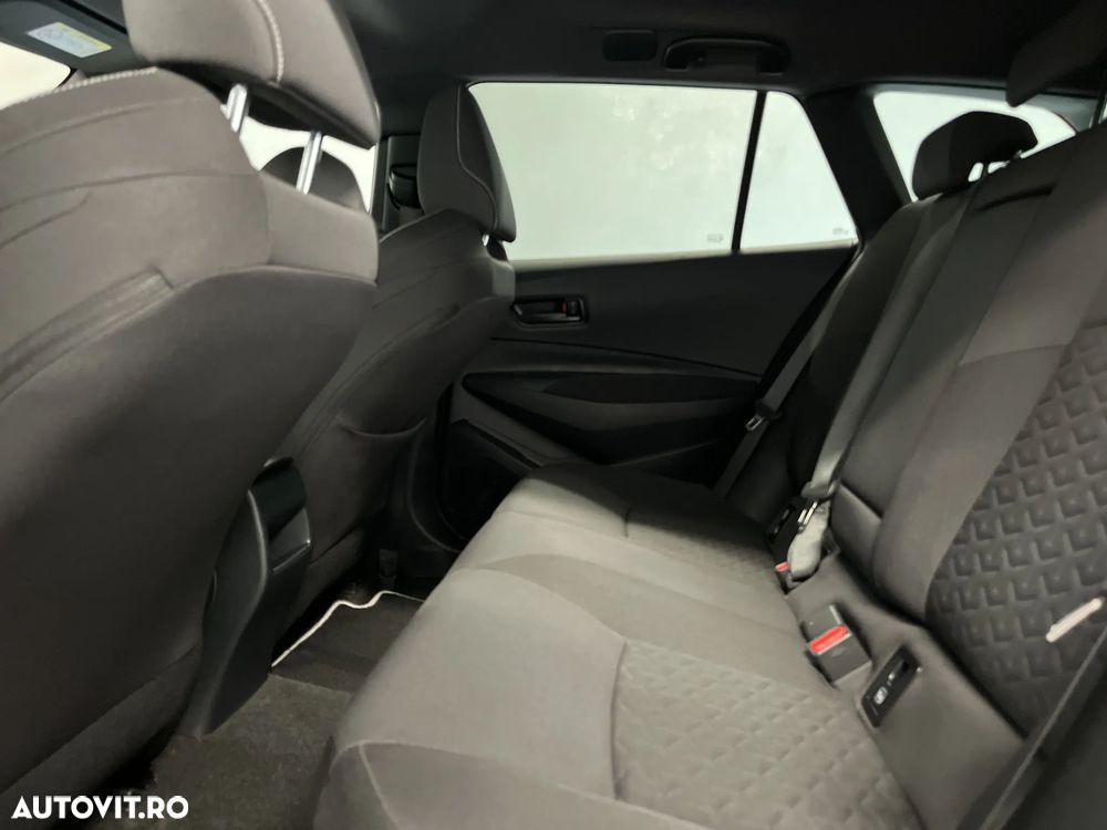 Toyota Corolla 1.8 Business Edition - 14