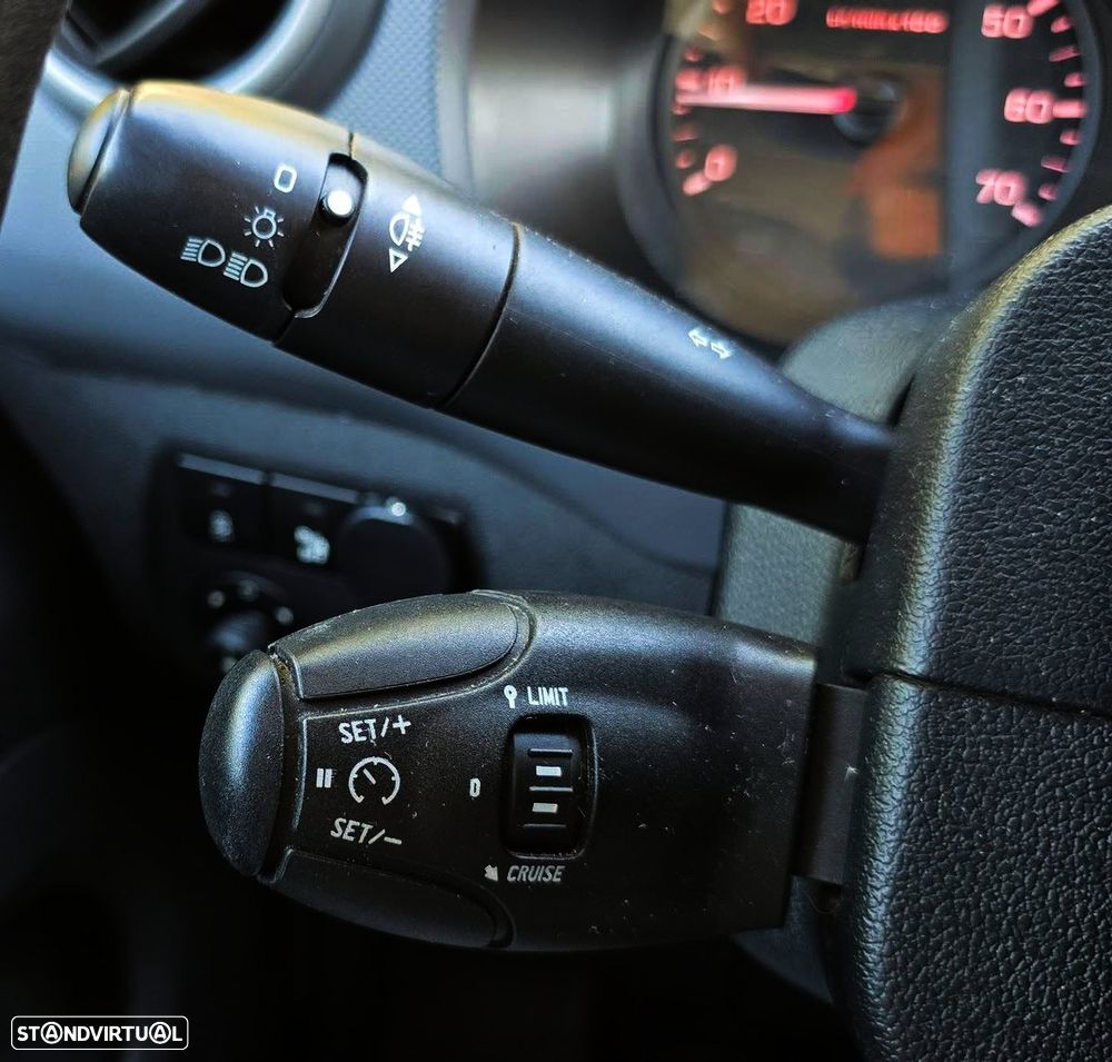 Citroën Berlingo 1.6 HDI *3 LUGARES* - 13