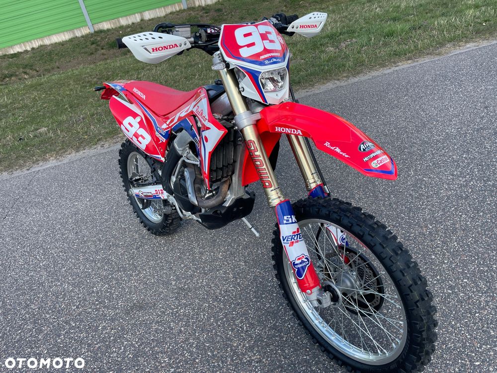 Honda CRF - 28