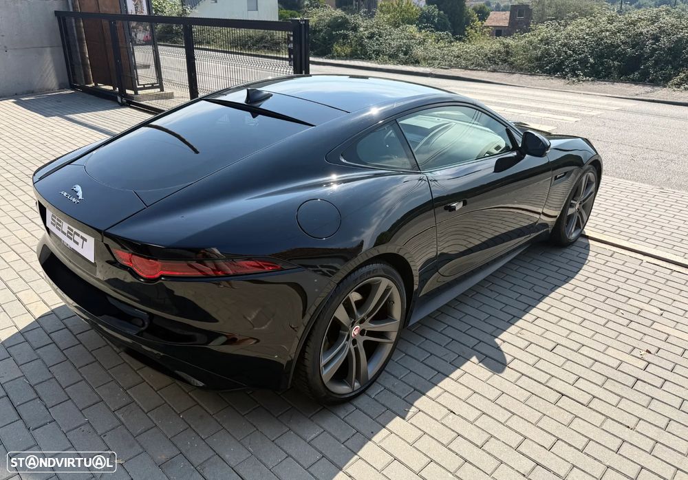 Jaguar F-Type 2.0 i4 R-Dynamic Black - 11