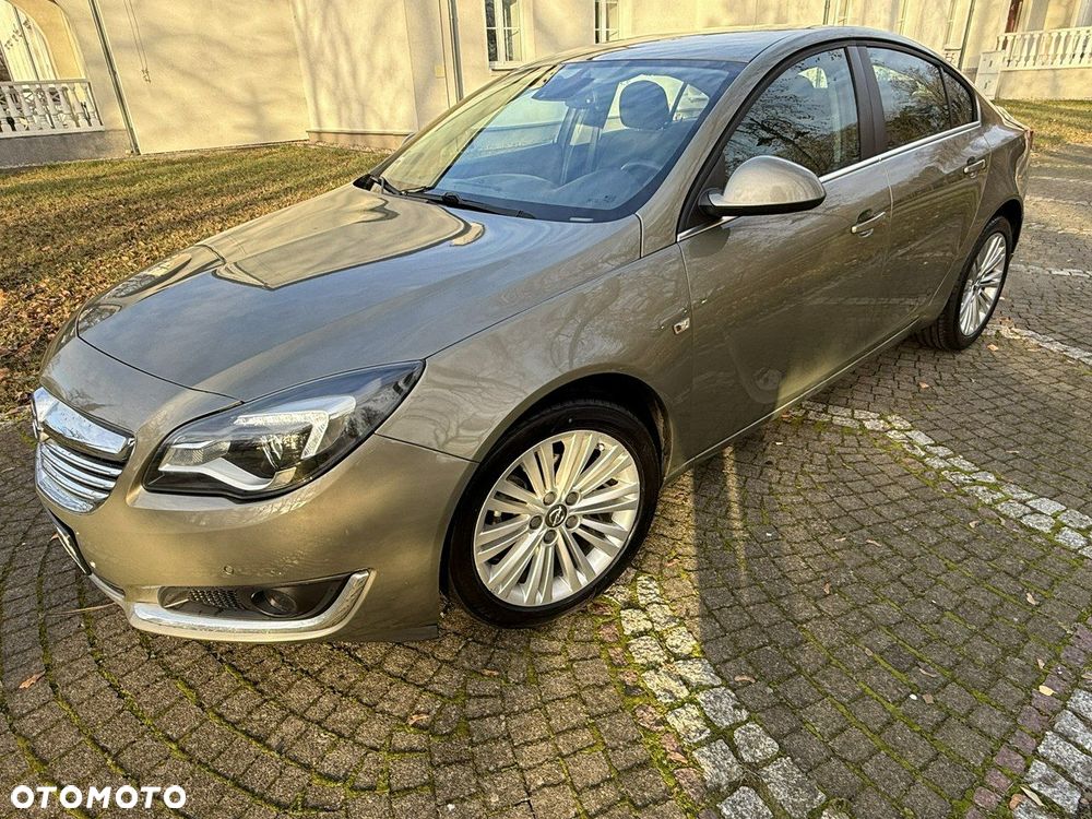 Opel Insignia - 10