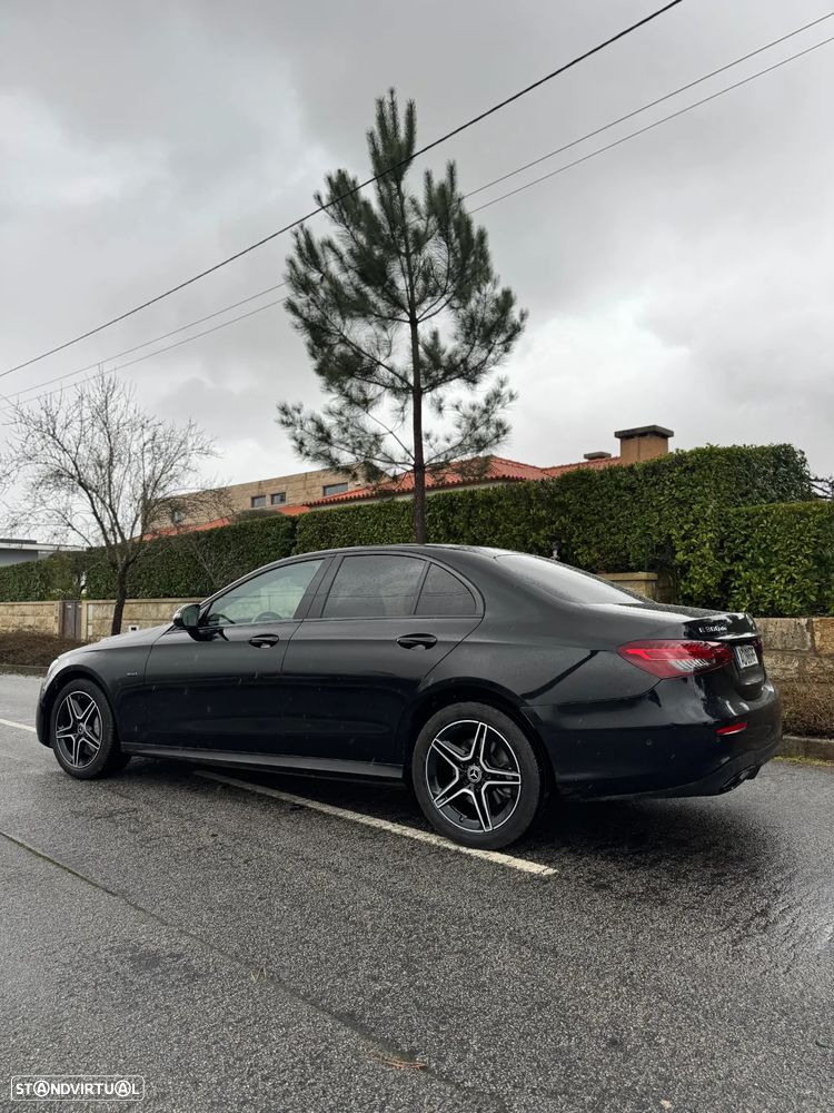 Mercedes-Benz E 300 de AMG Line - 5