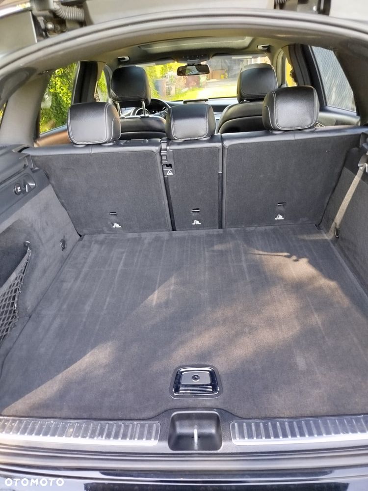 Mercedes-Benz GLC - 23