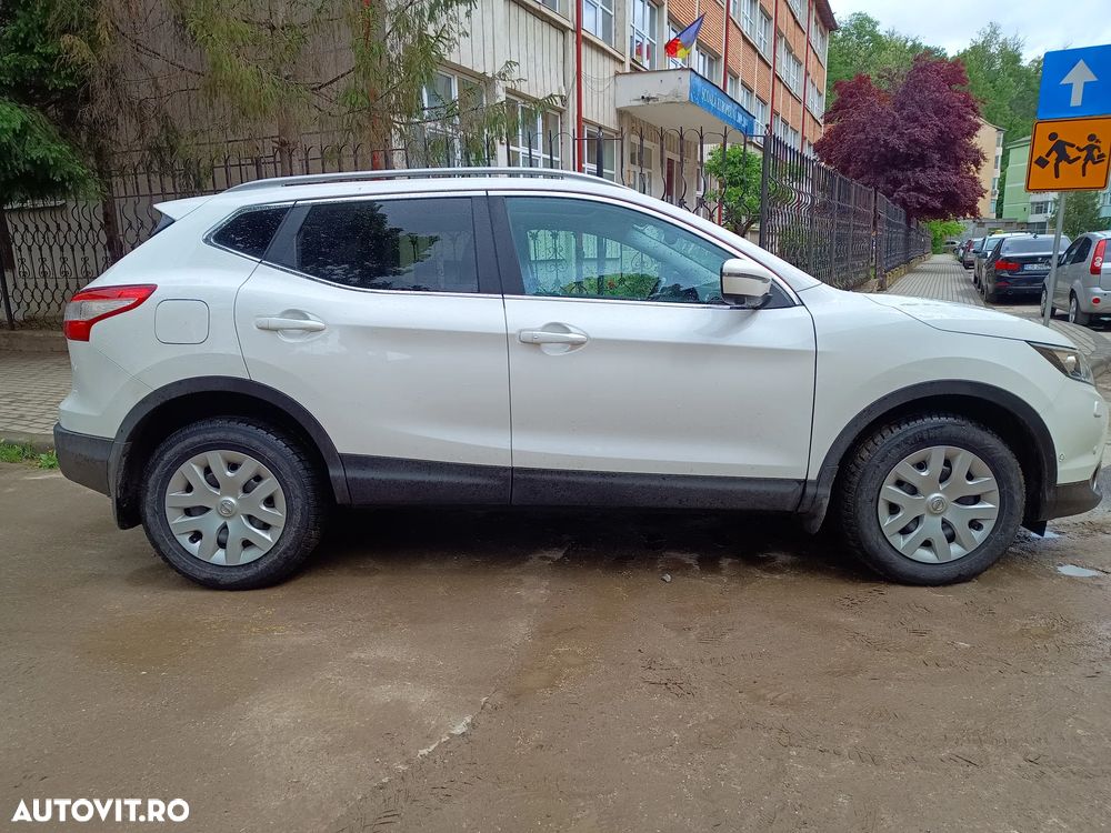 Nissan Qashqai 1.5 DCI TEKNA - 4