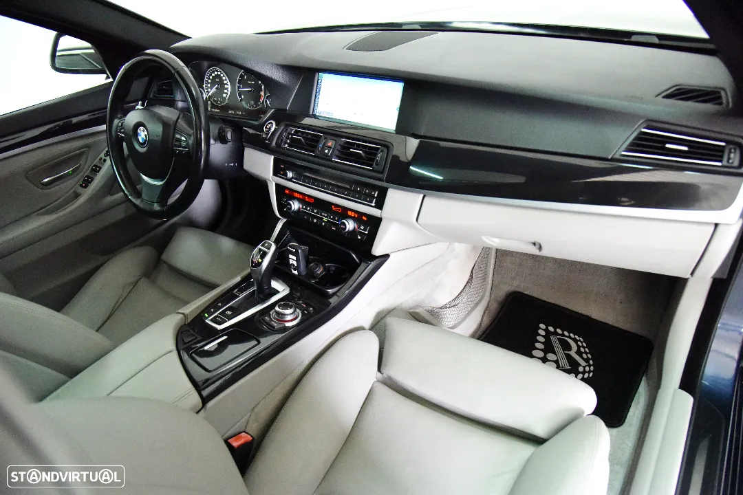 BMW 530 d xDrive Auto - 24