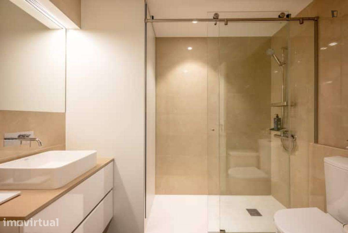 Apartamento com 1 quartos - localizado em Lumiar Lisbon - Grande imagem: 2/21