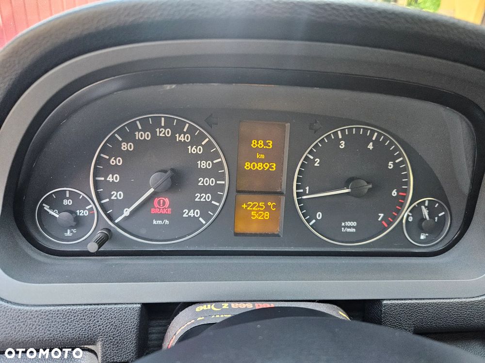 Mercedes-Benz Klasa A 160 Elegance - 17