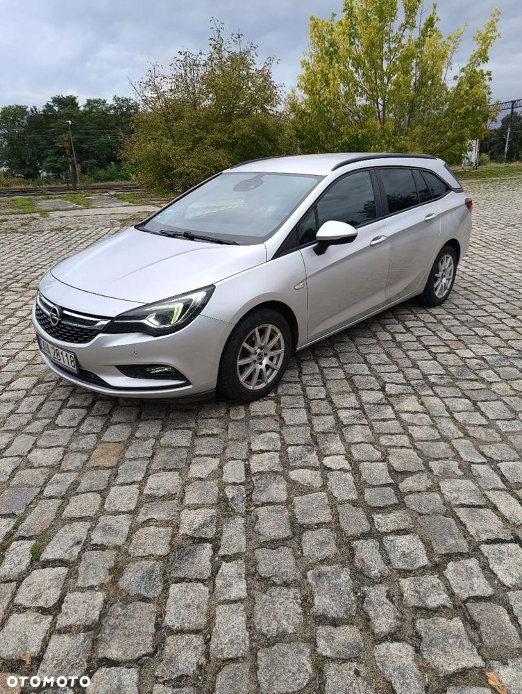 Opel Astra 1.6 CDTI DPF ecoFLEX TourerStart/Stop Edition - 4