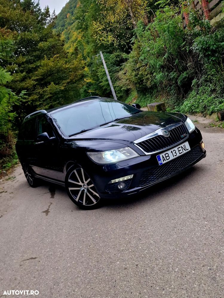 Skoda Octavia Combi 2.0 TDI CR DPF RS - 14