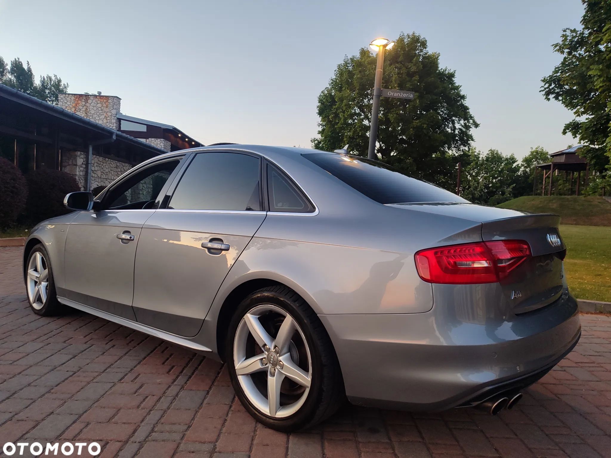 Audi A4 2.0 TFSI Quattro S tronic - 1