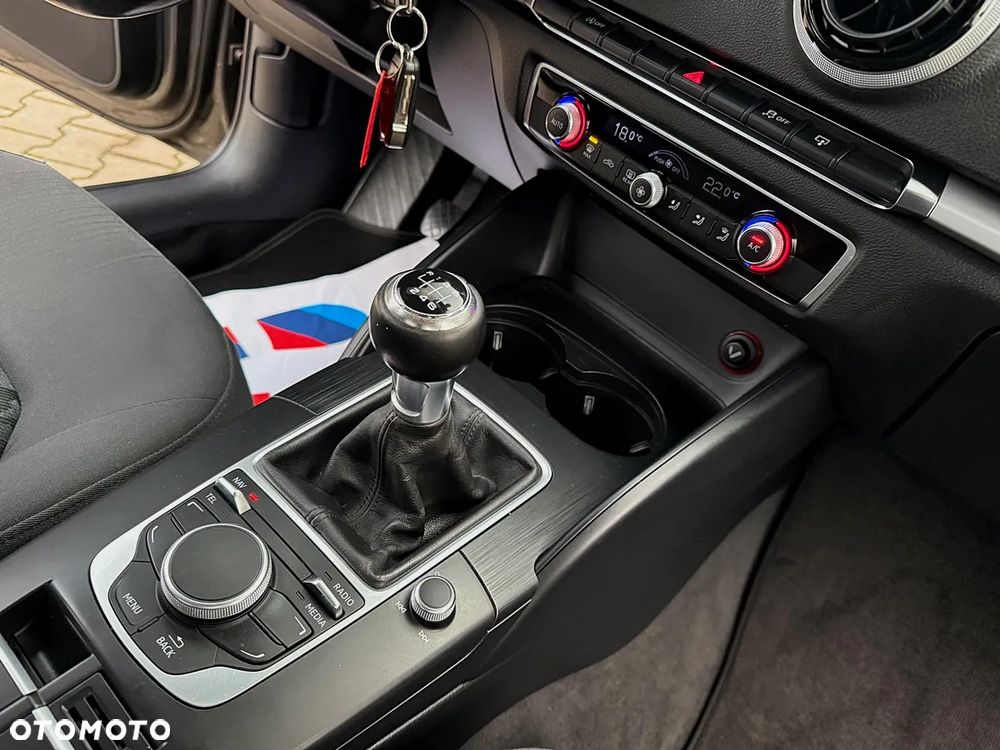 Audi A3 Sportback 1.4 TFSI Attraction - 20